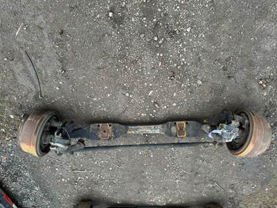 International 7400 Front Axle Assembly