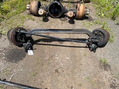 International DuraStar 4300 Front Axle Assembly
