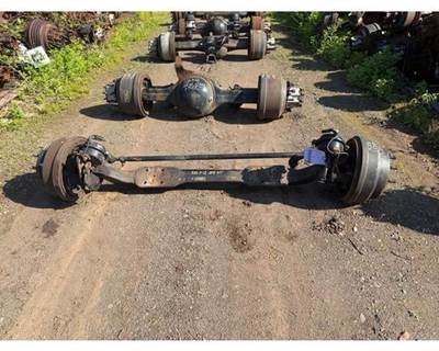 International LT625 Front Axle Assembly