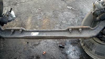 International PC305; INTEGRATED REC BUS Front Axle Assembly