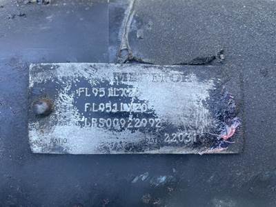 Kenworth DART Front Axle Assembly