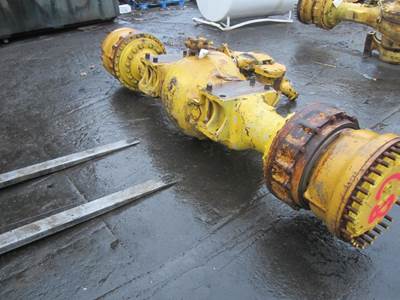 Komatsu Kwa27-6 Front Axle Assembly