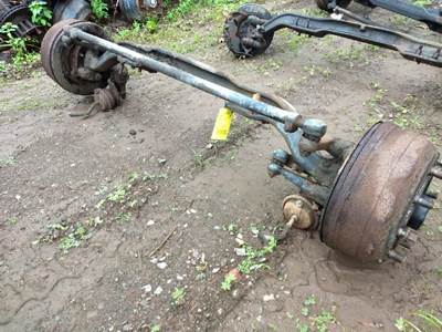 Mack CS300P Front Axle Assembly