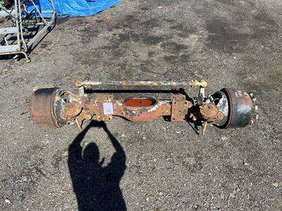 Marmon-Herrington RM6904X Front Axle Assembly for a Mack RM6904X