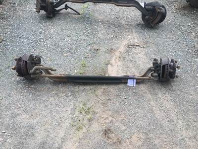 Mitsubishi Fuso FE84D Front Axle Assembly