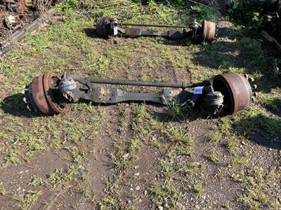 Peterbilt 320 Front Axle Assembly