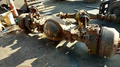 Rockwell RF23160-410 Front Axle Assembly for a Crane Carrier C