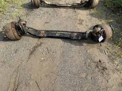 Volvo VNL Front Axle Assembly