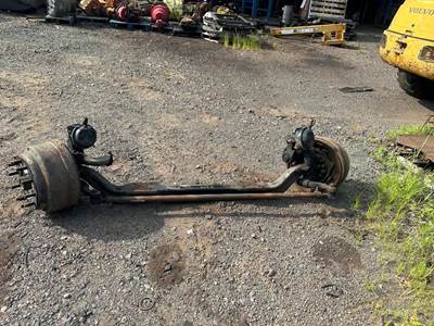 Volvo VNL Front Axle Assembly