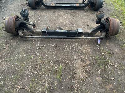 Volvo VNL Front Axle Assembly