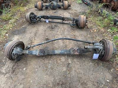 Volvo VNL Front Axle Assembly