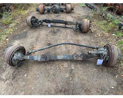 Volvo VNL Front Axle Assembly