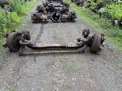 WhiteGMC Autocar Front Axle Assembly for a Whitegmc AUTOCAR ACL64