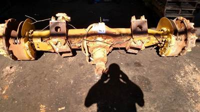 Caterpillar 118-0565 Rear Axle Assembly for a CAT D250E