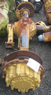 Caterpillar 3V8256 Rear Axle Assembly for a CAT IT28