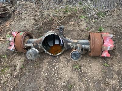 Eaton Front Axle Housing for a Oshkosh