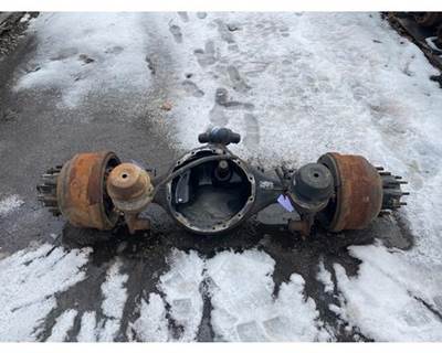 Eaton D170 Front Axle Housing for a Kenworth T800