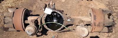 Eaton DRILL RIG (DR/IR) Front Axle Housing for a Crane Carrier C DRILL RIG (DR/IR)