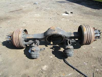Eaton DS404 Front Axle Housing