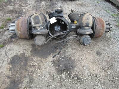 Eaton DS404 Front Axle Housing for a Kenworth