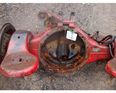 Eaton DS460 Front Axle Housing for a Kenworth W900