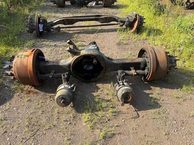 Freightliner Cascadia Front Axle Housing