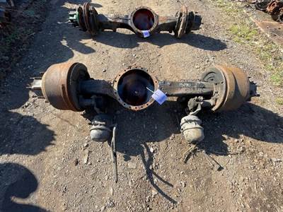 Mack CRD150 Front Axle Housing for a Mack LEU613