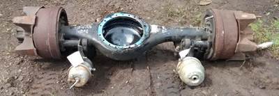 Mack CRD92 Front Axle Housing for a Mack R686ST