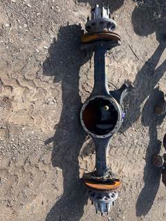 Mercedes-Benz DART40-4S Front Axle Housing for a Freightliner CASCADIA