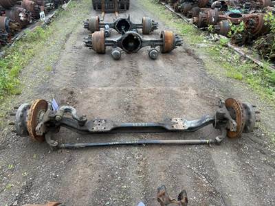 Meritor MD2014X Front Axle Housing for a Kenworth T680