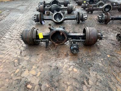Rockwell MD-20-14X Front Axle Housing for a Freightliner CASCADIA 125