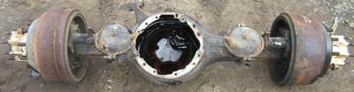 Rockwell RD/RP-20-145 Front Axle Housing for a Freightliner FLD120
