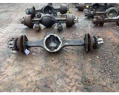 Volvo VNL Front Axle Housing