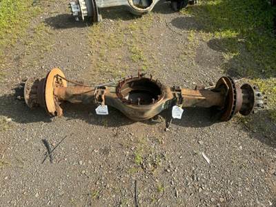 Dana S135 Rear Axle Housing for a Ford F550
