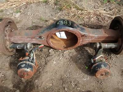 Eaton 19050-S Rear Axle Housing for a GMC