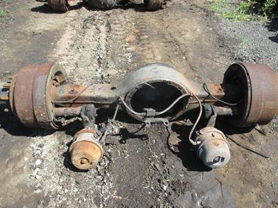 Eaton 21060-S Rear Axle Housing for a GMC C7500