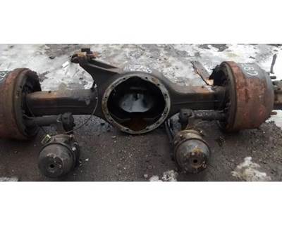 Eaton 21060-S Rear Axle Housing for a International 4400