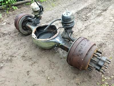 Eaton 23105S Rear Axle Housing for a Kenworth T300