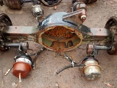 Eaton 23105S Rear Axle Housing for a Kenworth T300