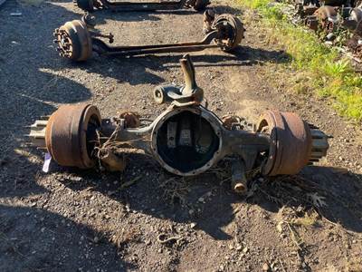 Eaton RD461 Rear Axle Housing for a Kenworth T800