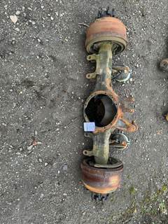 Eaton RS404 Rear Axle Housing for a International 7400