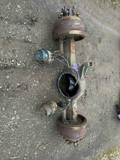 Eaton RS404 Rear Axle Housing for a International 7400