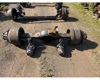 International LT625 Rear Axle Housing