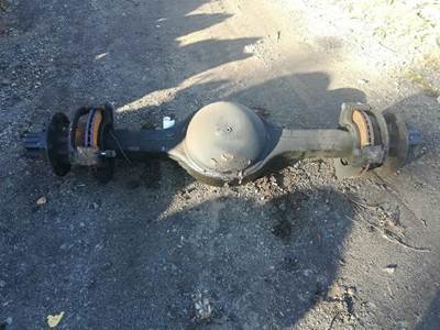 International N175 Rear Axle Housing for a International 4700
