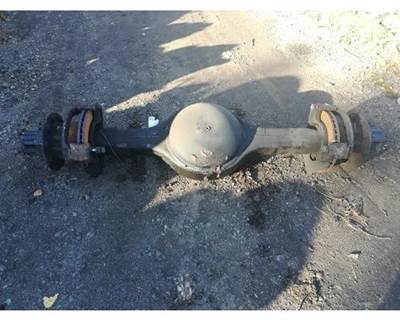 International N175 Rear Axle Housing for a International 4700