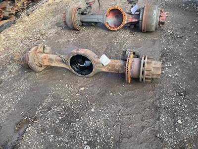 Mercedes-Benz R210-2N Rear Axle Housing for a Freightliner