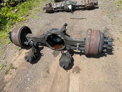 Meritor MR2014X Rear Axle Housing for a Freightliner M2 106 Medium Duty