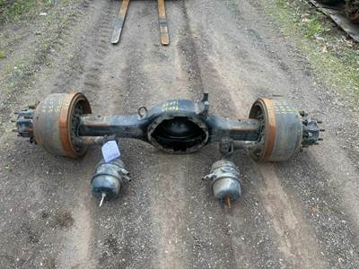 Meritor MR2014X Rear Axle Housing for a Kenworth T680