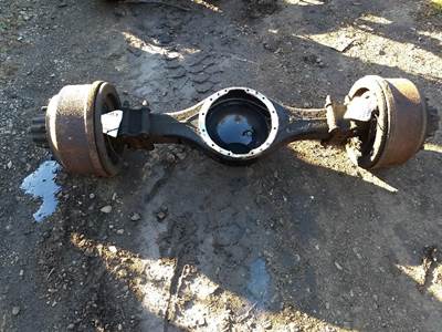 Mitsubishi Fuso FK450 Rear Axle Housing