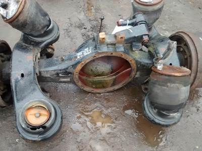 Rockwell R100 Rear Axle Housing for a Kenworth T400